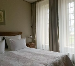 2-комнатный номер люкс премиум в Барский флигель