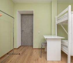 Место в шестиместном номере с общим сан узлом (Мужской) в Vavilov hostel