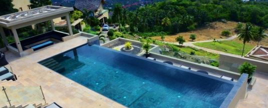 Вилла с 5 комнатами с видом на бассейн в Rockwater Residences
