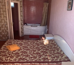 Двухместный полулюкс с балконом двуспальная кровать в 222