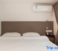 Двухместный номер Comfort двуспальная кровать в Holiday Inn Shanghai Dianhu (Zhujiajiao Scenic Area Ancient Town)