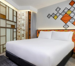 Двухместный номер Atrium View Superior двуспальная кровать в ibis Styles Bangkok Silom