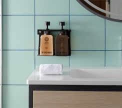 Семейный номер с межкомнатной дверью в Hampton by Hilton