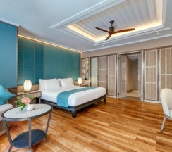 Двухместная вилла Premium с видом на бассейн двуспальная кровать в Holiday Inn Resort Phuket by IHG