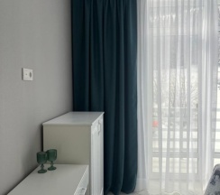 Двухместный номер Стандарт с балконом и с видом на горы двуспальная кровать в В моменте