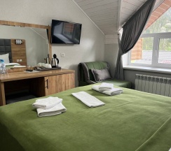 Мансардный номер стандарт в Шатун