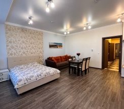 Апартаменты с 2 спальнями в Golden Sun