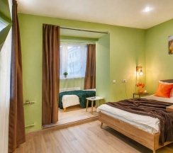 Трёхместная студия Comfort в Апартаменты Room-Room Кировский 1