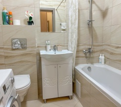 Апартаменты улучшенные Sunny Svetlogorsk 26 с видом на море с одной спальней в Sunny Svetlogorsk (Санни Светлогорск) на улице Верещагина