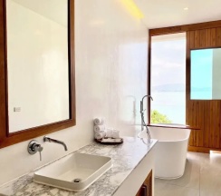 Семейный люкс в X-sea khanom Harbor Bay Resort