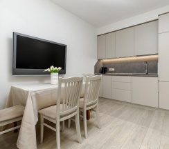 4-местные апартаменты люкс с видом на море (#142) в Geo Apart