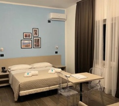 Четырёхместный номер Standard с видом на море в Hotel Palazzo Caveja