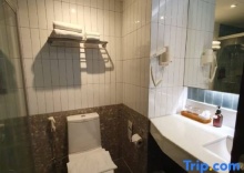 Трёхместный номер Standard в Buri Sriphu Hotel