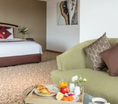 Двухместный полулюкс двуспальная кровать в Baiyoke Sky Hotel