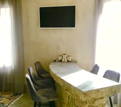 Апартаменты Superior с балконом и с видом на город в Лофт-апарт
