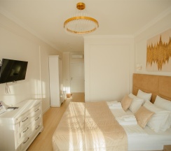 DELUXE KING ROOM в Люмьер