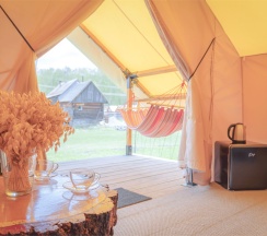 Глэмпинг в Ковчег