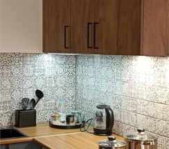 Семейные апартаменты с кухней-гостиной и отдельным входом в Двенадцать