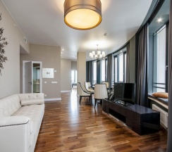 Президентский люкс в Delta Sirius