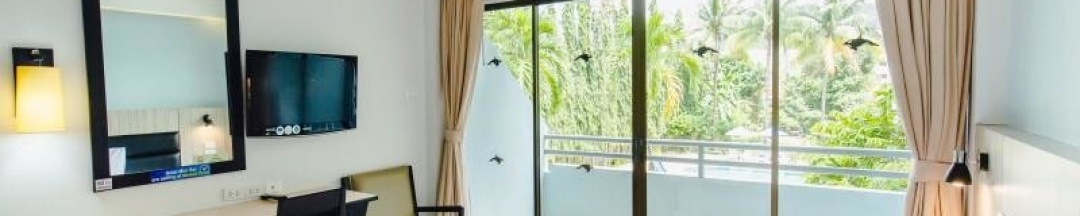 Номер Superior с красивым видом из окна в Karon Whale Resort
