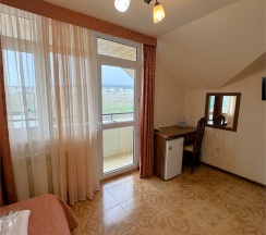 Двухкомнатный семейный четырехместный с балконом и доп местом (4 этаж) в Атриум