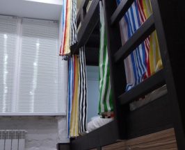 Кровать в общем номере (женский номер) в Стерео