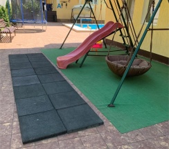 Семейный двухкомнатный с террасой и видом на море в Aqualife