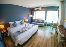 Полулюкс в Comet Hotel Suratthani