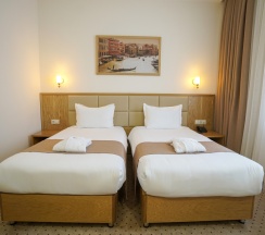 Двухместный люкс двуспальная кровать в Отель Milan Hotel Tashkent