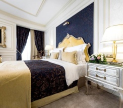 Семейный люкс с красивым видом из окна в Rixos Khadisha Shymkent
