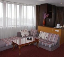 Люкс в Lisbon Hotel
