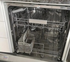 Коттедж с 4 комнатами в Радужный