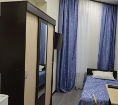 Комната для одного внешней ванной комнатой в Календарь