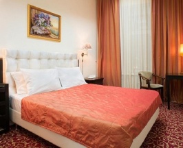 2-местный номер комфорт с 1 двуспальной кроватью в Базис-М