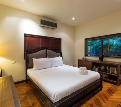 Вилла с 3 комнатами с балконом в Viola Pool Villa