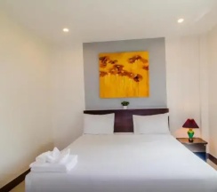 Двухместный номер Superior двуспальная кровать в Baan Yuyen Karon Guesthouse