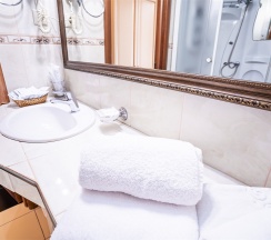 Standart triple в Валенсия hotel&sport