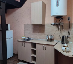 Двухэтажный четырехкомнатный Коттедж 2 в Тихая полянка