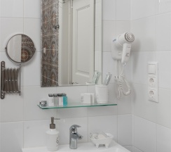 Люкс двухкомнатный в Welcome House