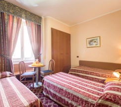 Трёхместный номер Standard в Buonarroti Home