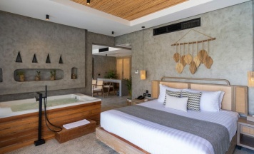 Двухместный люкс Pool & Jacuzzi Tucana двуспальная кровать в SUNRISE Tucana Resort
