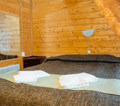 Улучшенный двухместный номер с видом на озеро в Авиаретро