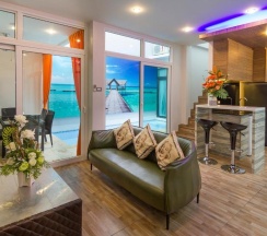Вилла с 3 комнатами в Tropicana Pool Villa