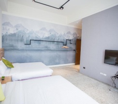 Четырёхместный номер Standard в Rainbow Hotel