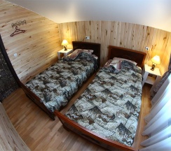 Бюджетный двухместный номер с 1 кроватью или 2 отдельными кроватями в Алтынъ