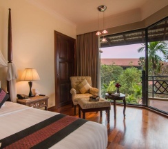 Семейный номер Deluxe с 2 комнатами с балконом в Angkor Palace Resort & Spa