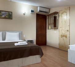 Мандсардный номер в Адунеи Сухум