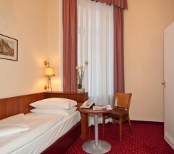 Одноместный номер Economy в Hotel Kronprinz Hamburg