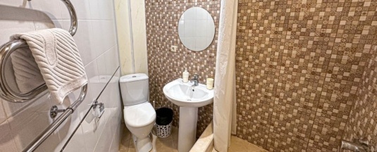 Небольшой двухместный номер с балконом в Galla