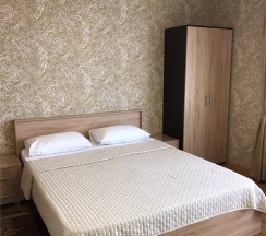 Трехместный номер с удобствами в Афалина